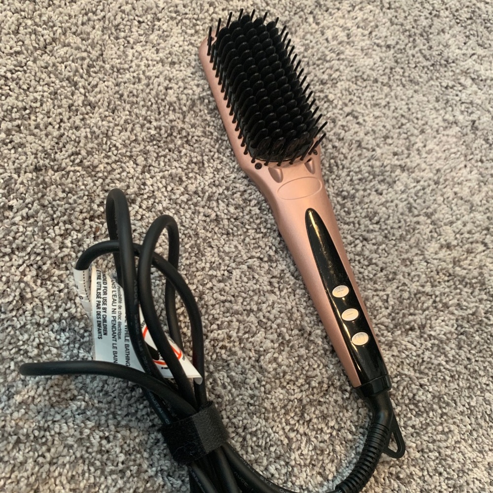 Straightening brush